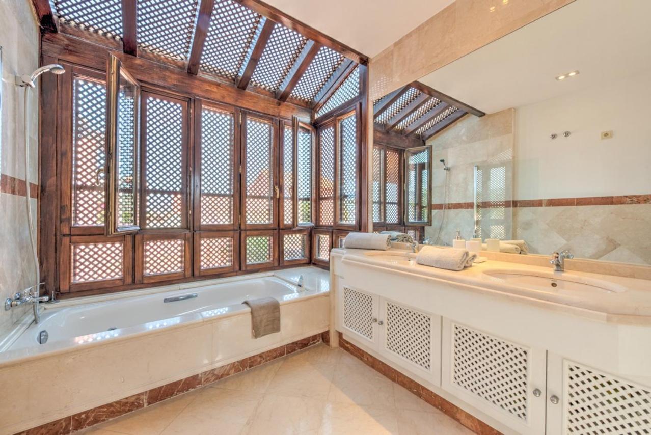 Luxury Penthouse In Jardines De Don Carlos マルベーリャ エクステリア 写真